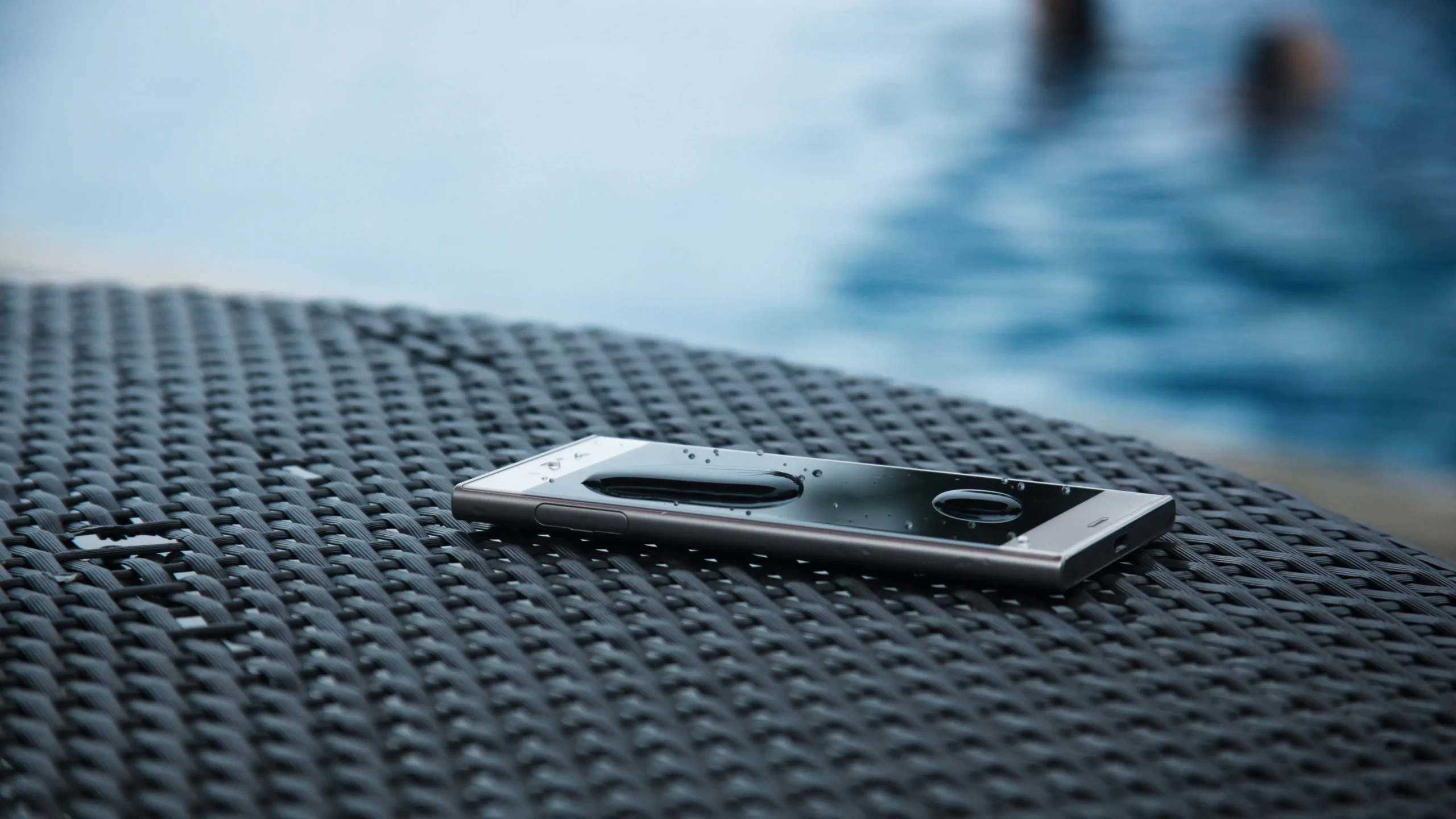 waterproof mobile image